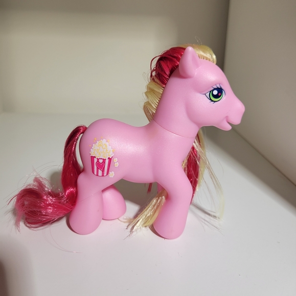 MLP My Little Pony G3 Butter Pop Popcorn Pink Red and Yellow Hair Brushable - Picture 1 of 3